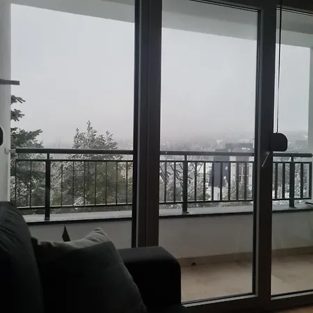Apartment Kota 33 *
